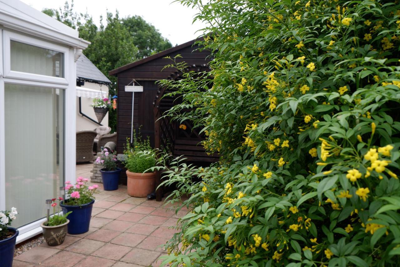 The Garden Suite Holt Holt  Exterior foto
