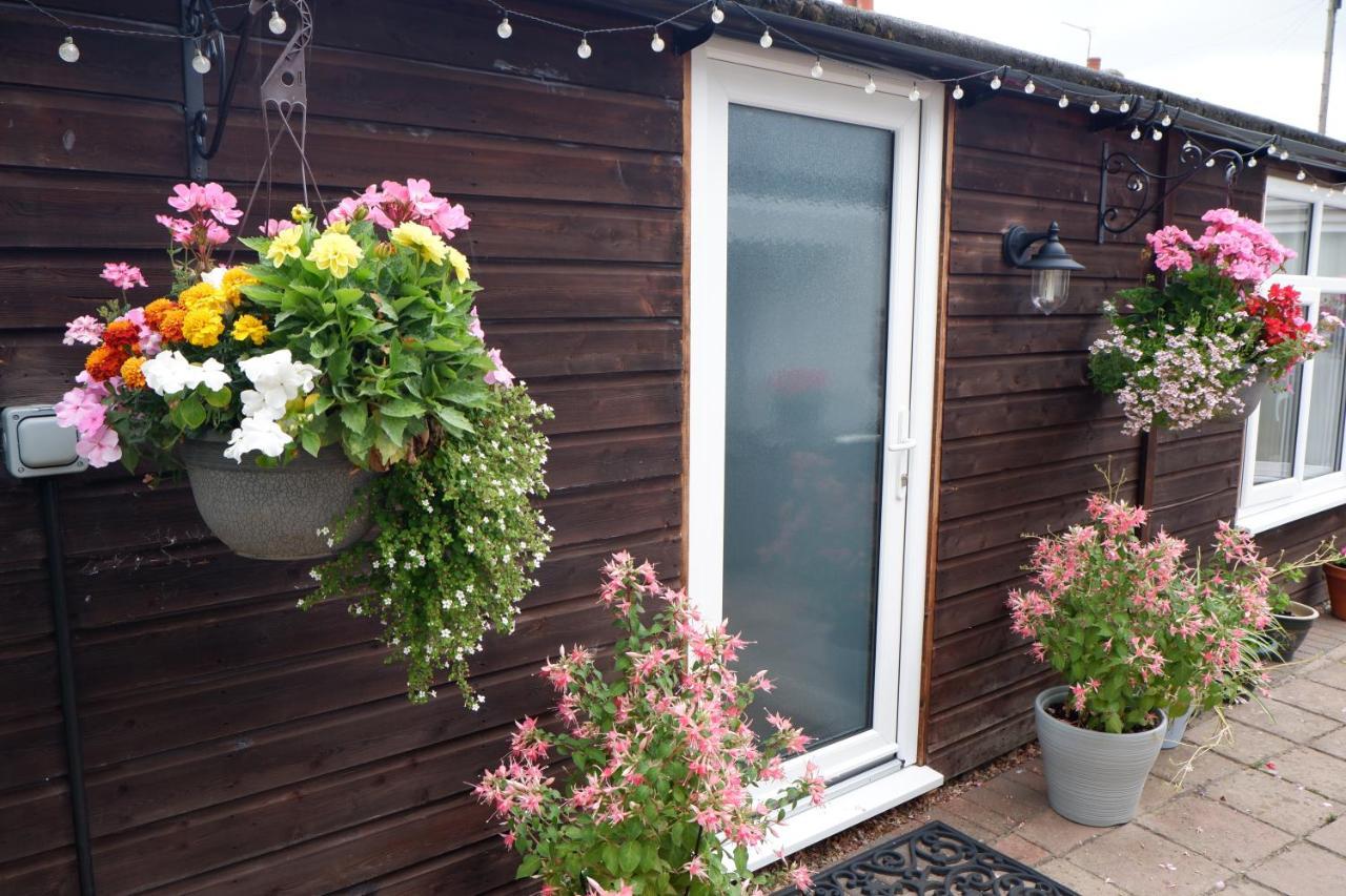 The Garden Suite Holt Holt  Exterior foto